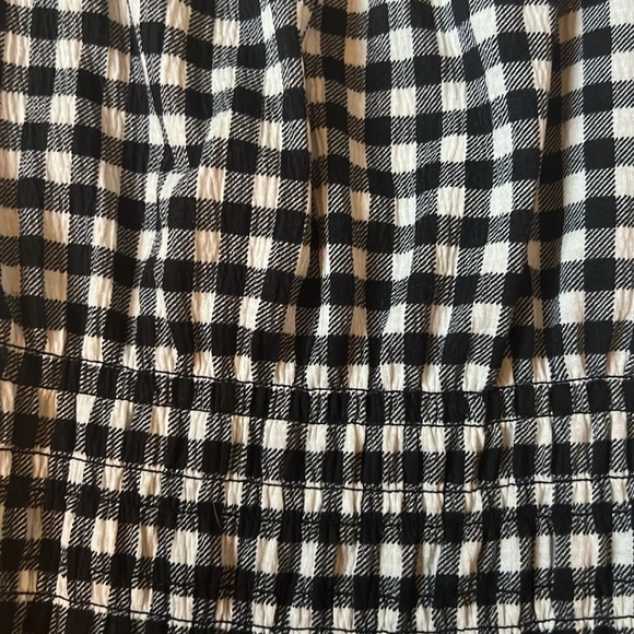H&M divided black body-con long sleeve gingham dress - Picture 2 of 3